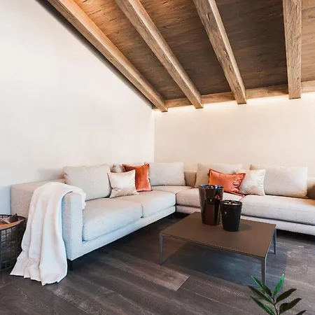 Appartamento Acerina Premium Apartments *